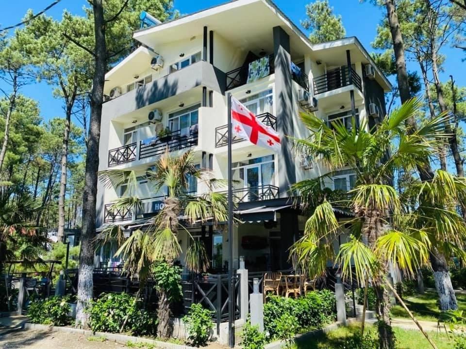 Отель Home Hotel Шекветили-28