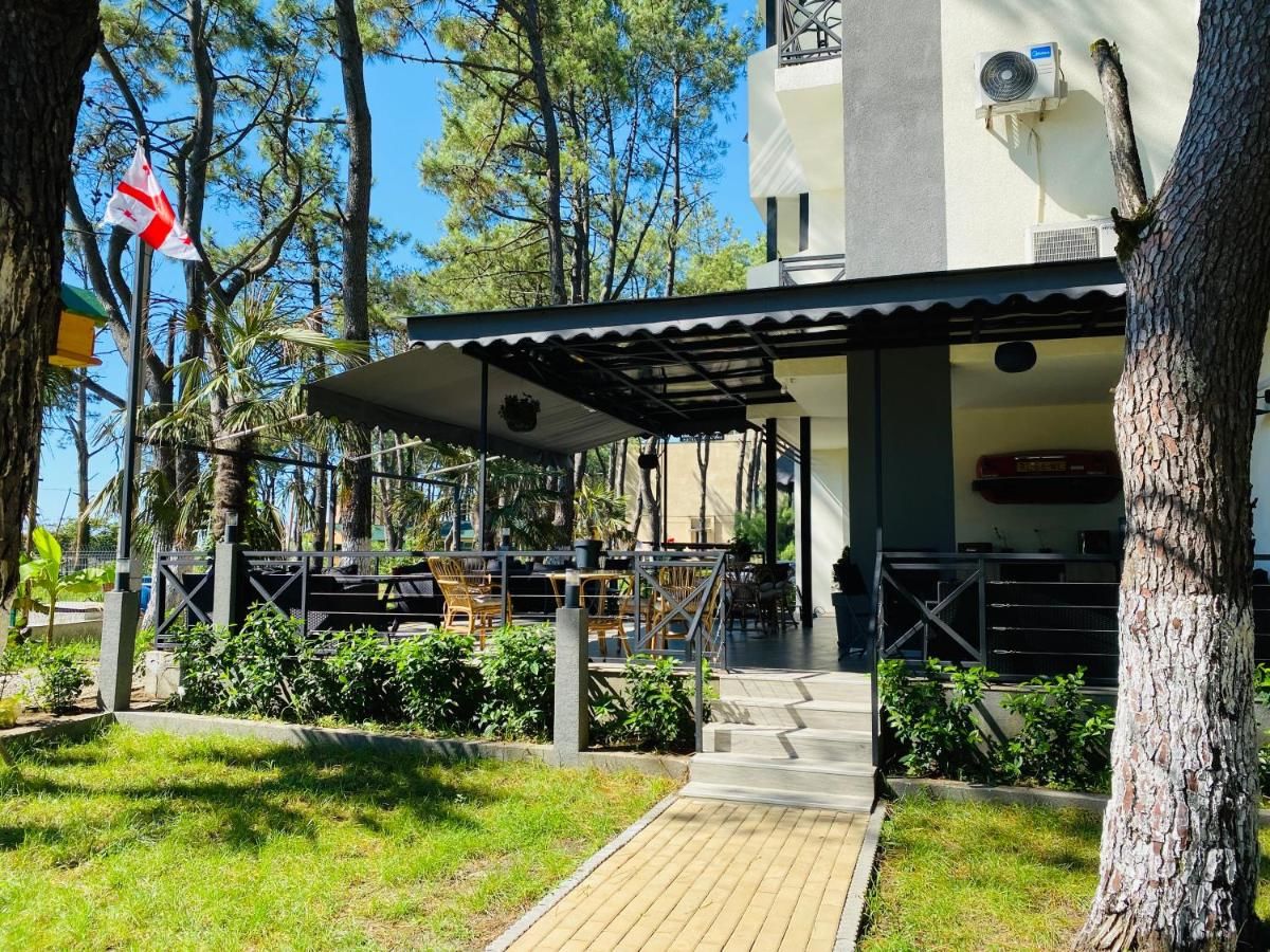Отель Home Hotel Шекветили-30